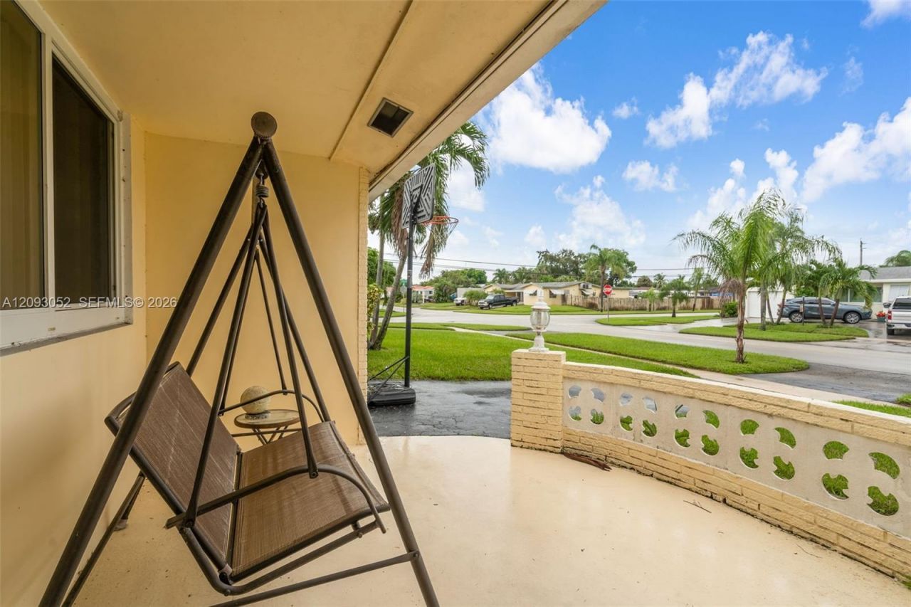 1830 N 54th Ave , Hollywood, FL 33021 Photo