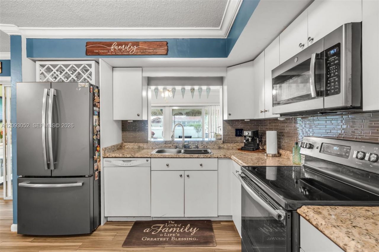 1830 N 54th Ave , Hollywood, FL 33021 Photo