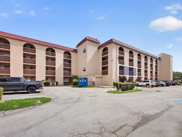 3251 HOLIDAY SPRINGS Boulevard, Unit 205, Margate, FL 33063