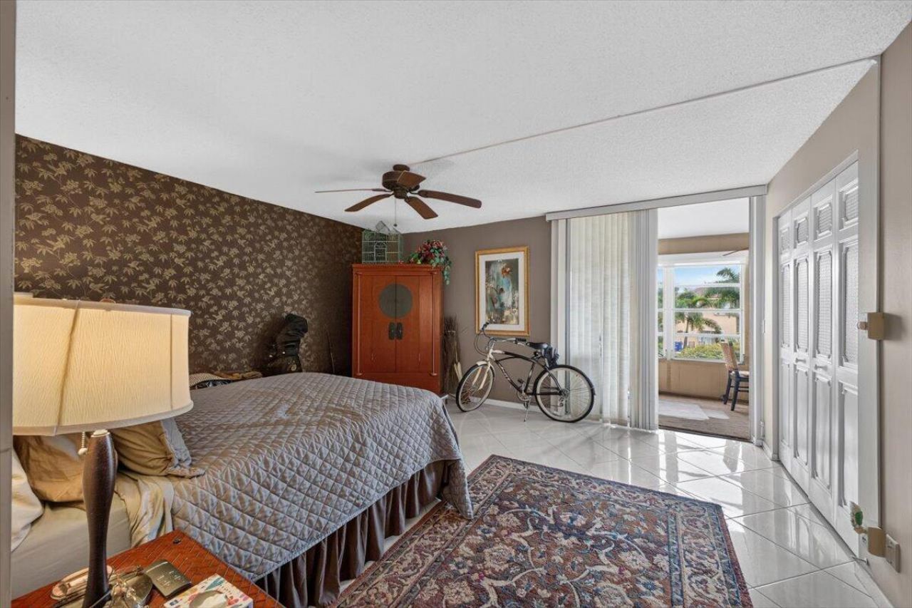 3251 Holiday Springs Boulevard, Unit 205, Margate, FL 33063 Photo