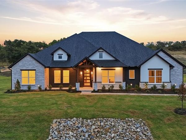 1011 Meadow Wood Terrace , Azle, TX 76020