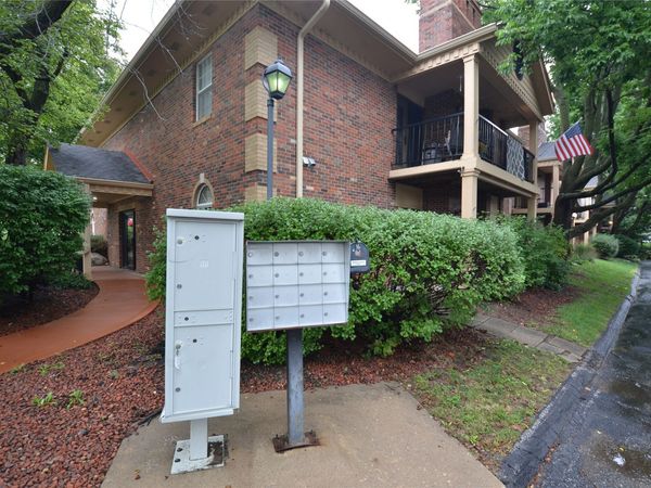 1209 50th Street, Unit 6, West Des Moines, IA 50266