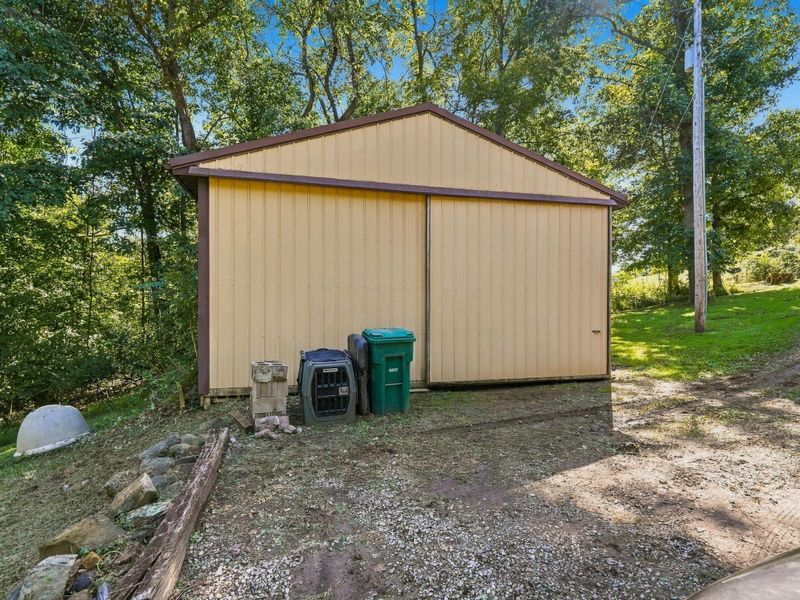 8160 Vickers Hill Road, Nashport, OH 43830 Photo 42