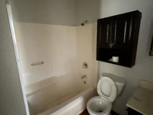 5631 N 67TH Drive, Glendale, AZ 85303