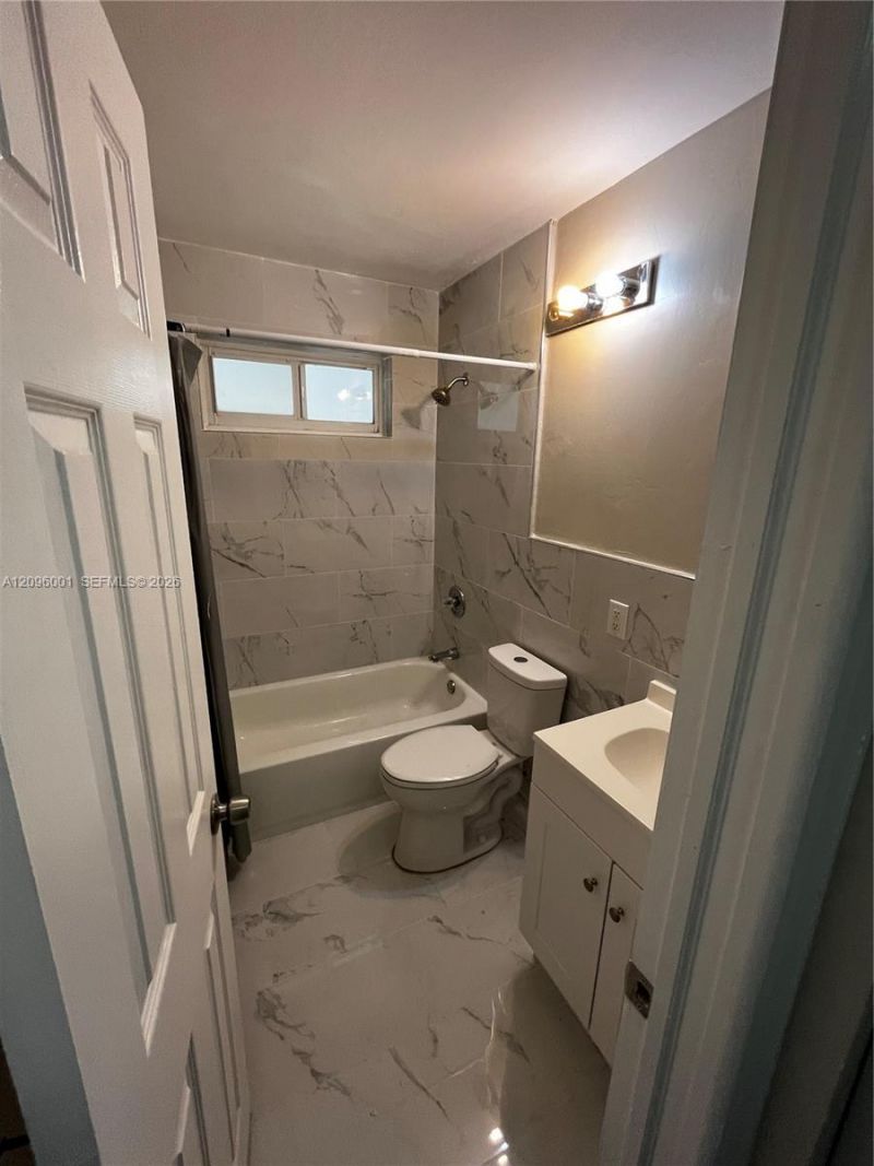 816 Beech Rd , Unit N/A, West Palm Beach, FL 33409 Photo