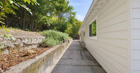 4020 Canyon Dr, Fair Oaks, CA 95628 Photo