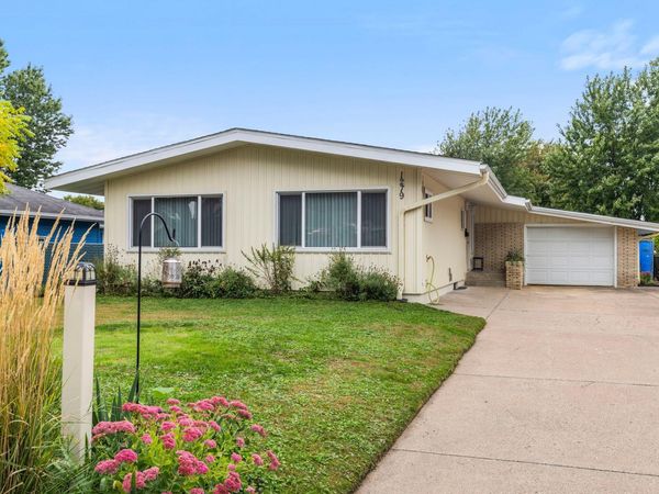 1279 Smith Avenue S, West Saint Paul, MN 55118