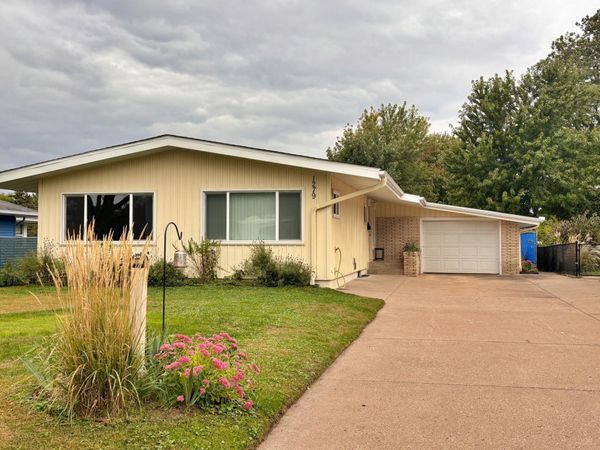 1279 Smith Avenue S, West Saint Paul, MN 55118