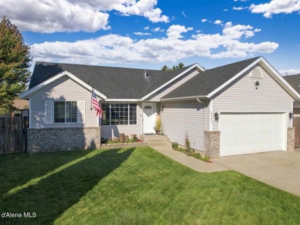 2785 N Sand Trap WAY , Post Falls, ID 83854