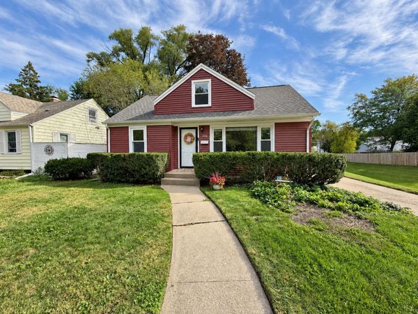 1818 Nebraska Road, Rockford, IL 61108