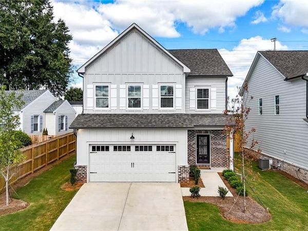 35 Aviation Rd SE, Marietta, GA 30060
