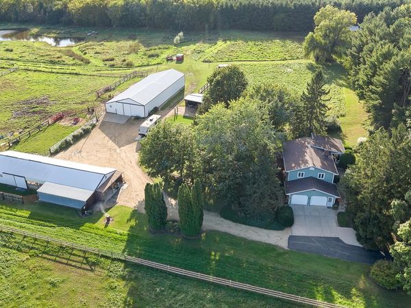 N9401 Hughes Road, Belleville, WI 53508
