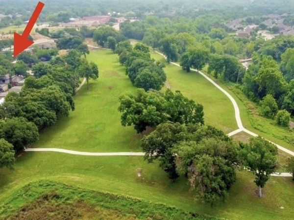 2709 Fairway Park Street, Grand Prairie, TX 75050