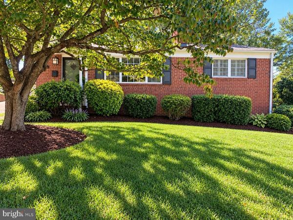 10005 PETERSON STREET, FAIRFAX, VA 22031