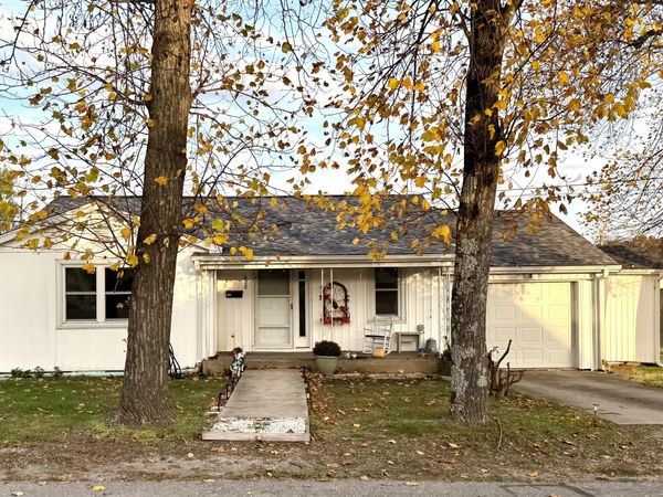 408 S 2nd Street, Houston, MO 65483