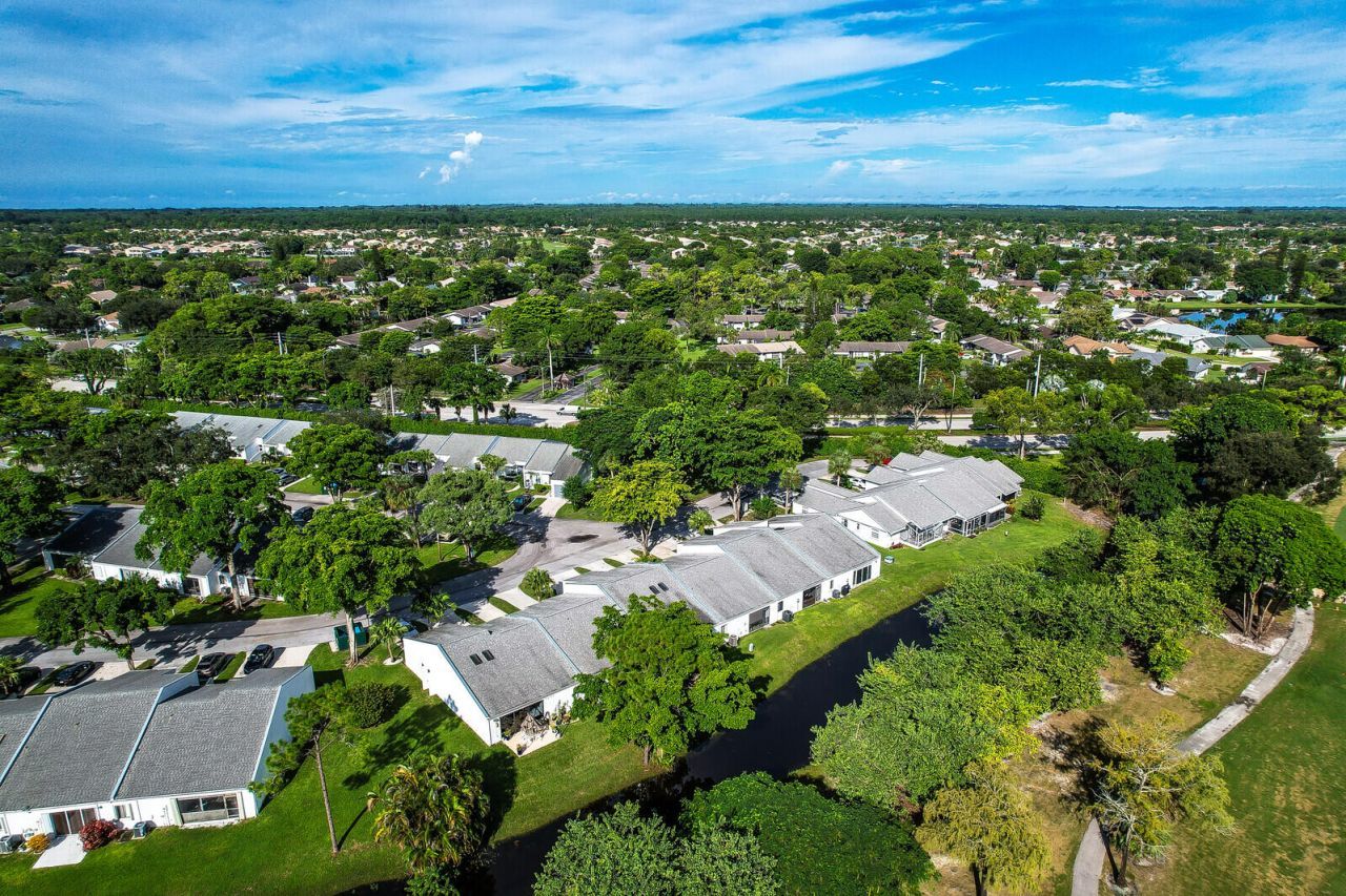 234 Par Drive, Royal Palm Beach, FL 33411 Photo