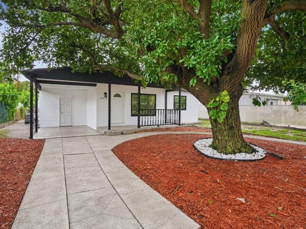 5472 NW 1ST Avenue, Oakland Park, FL 33309