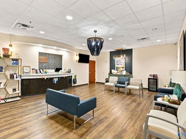 4700 Whitesburg Drive, Unit 250, Huntsville, AL 35802