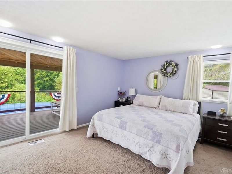 650 Sheffield Drive, Springfield, OH 45506 Photo 32