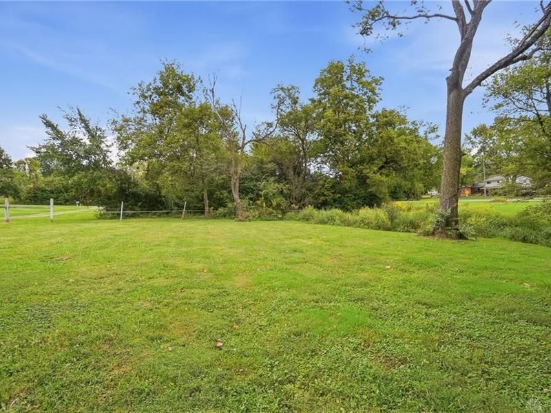 650 Sheffield Drive, Springfield, OH 45506 Photo 73