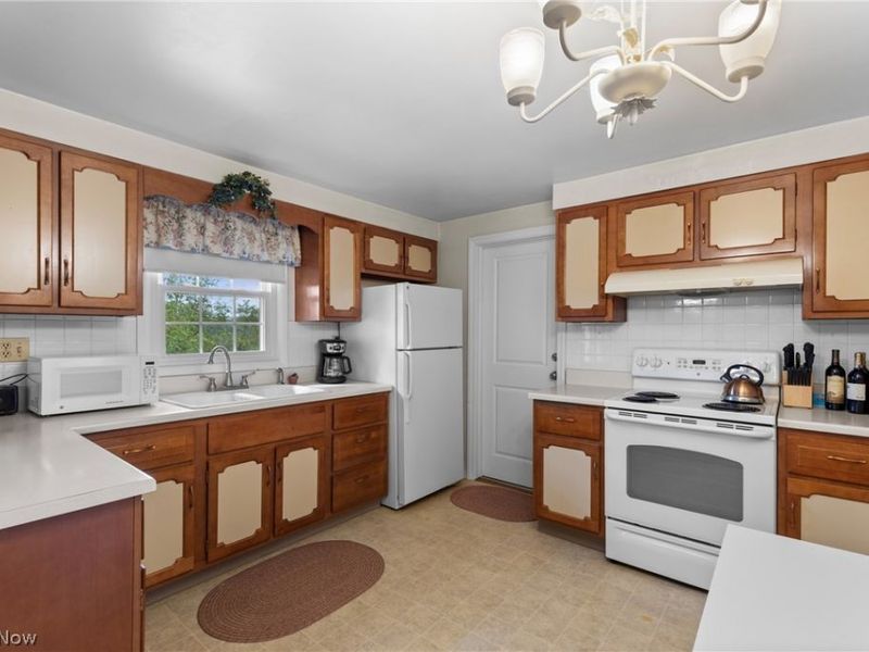 112 Benita Drive, Mingo Junction, OH 43938 Photo 17