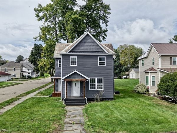 302 N Wooster Avenue , Strasburg, OH 44680