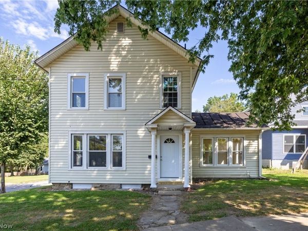 367 W Larwill Street , Wooster, OH 44691
