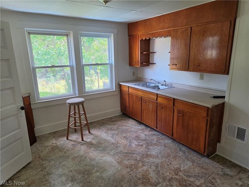 442 Garfield Street, Struthers, OH 44471 Photo 4