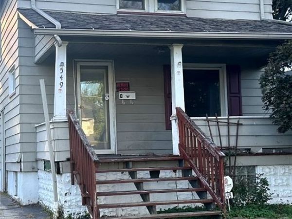 549 6th Street , Struthers, OH 44471