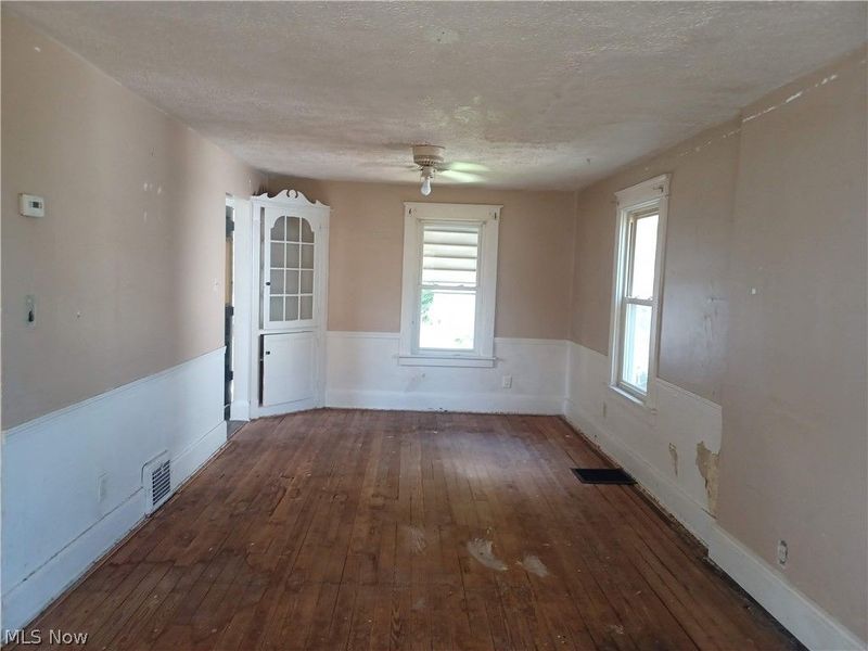 549 6th Street, Struthers, OH 44471 Photo 3