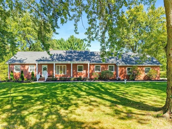 2613 Doug Avenue, Hudson, OH 44236