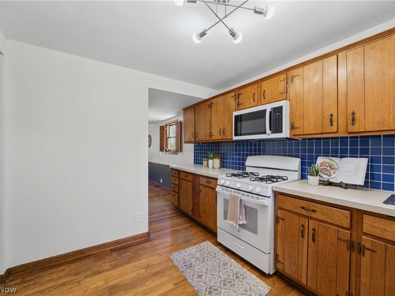 7427 Woodhaven Avenue, Brooklyn, OH 44144 Photo 12