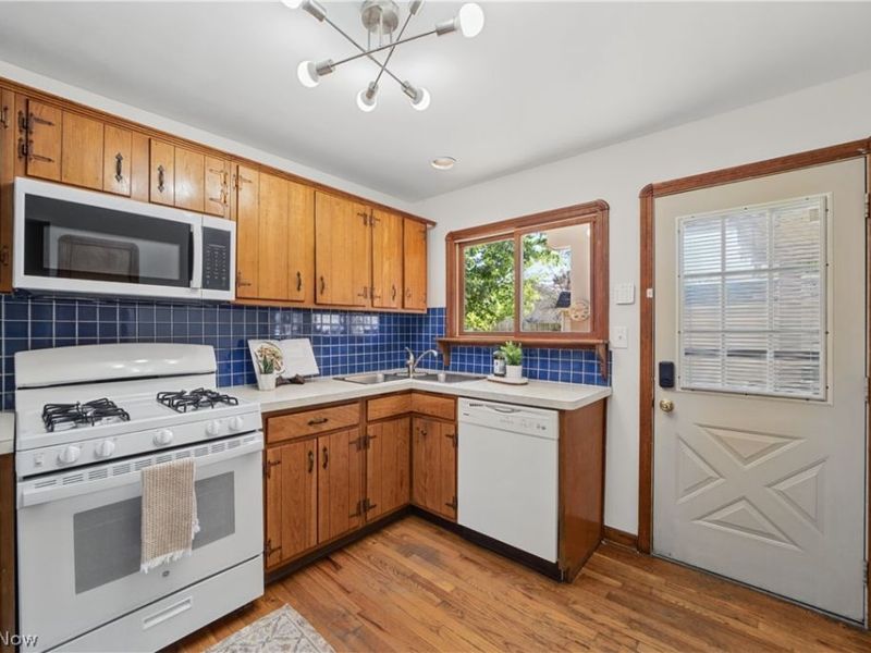 7427 Woodhaven Avenue, Brooklyn, OH 44144 Photo 13