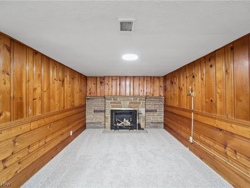 7427 Woodhaven Avenue, Brooklyn, OH 44144 Photo 24