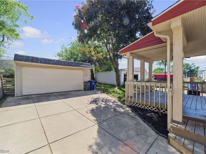 7427 Woodhaven Avenue, Brooklyn, OH 44144 Photo 34