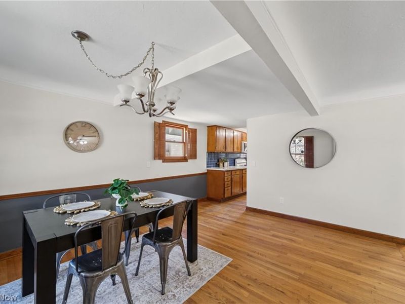 7427 Woodhaven Avenue, Brooklyn, OH 44144 Photo 9
