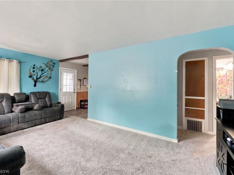 540 Roosevelt Avenue , Cuyahoga Falls, OH 44221 Photo 3
