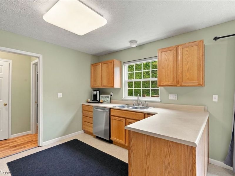 731 Fawn Court, Streetsboro, OH 44241 Photo 13