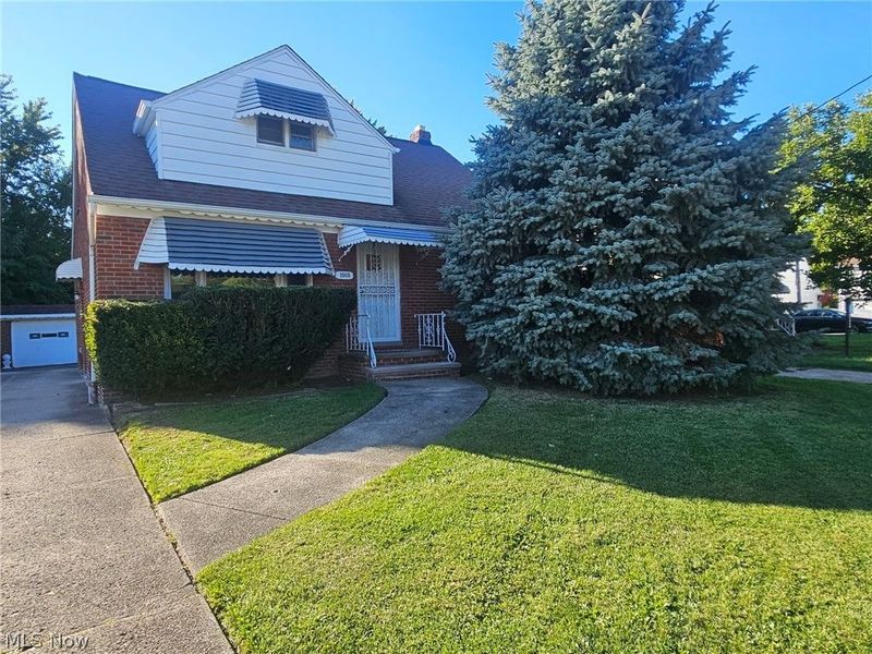 3868 Warrensville Center Road, Warrensville Heights, OH 44122 Photo 1