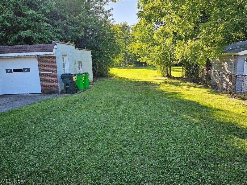 3868 Warrensville Center Road, Warrensville Heights, OH 44122 Photo 3