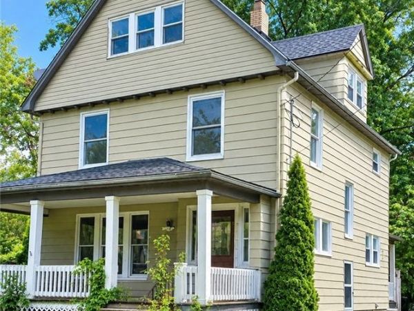 243 S Balch Street , Akron, OH 44302