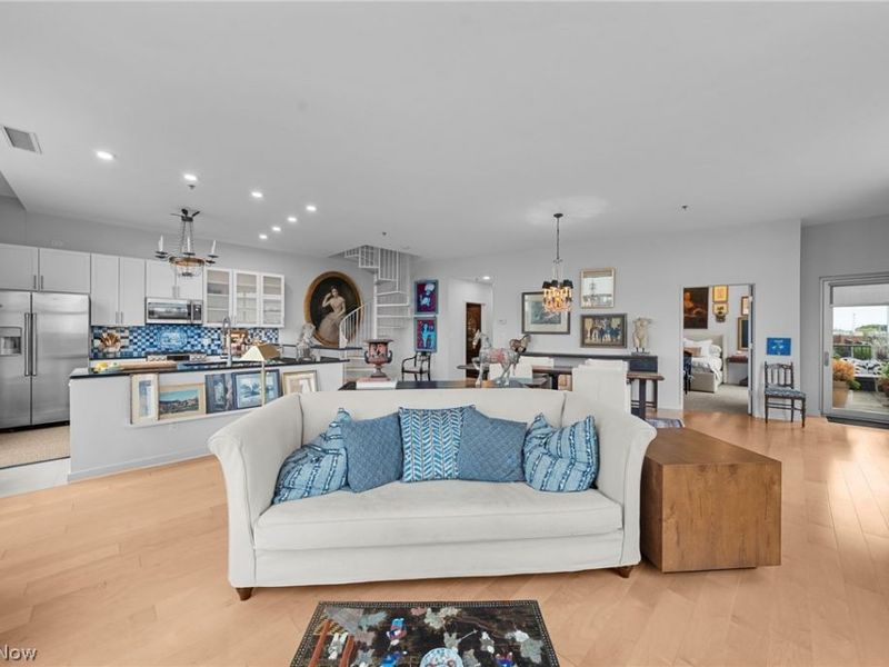 1951 W 25th Street, Unit 517, Cleveland, OH 44113 Photo 21