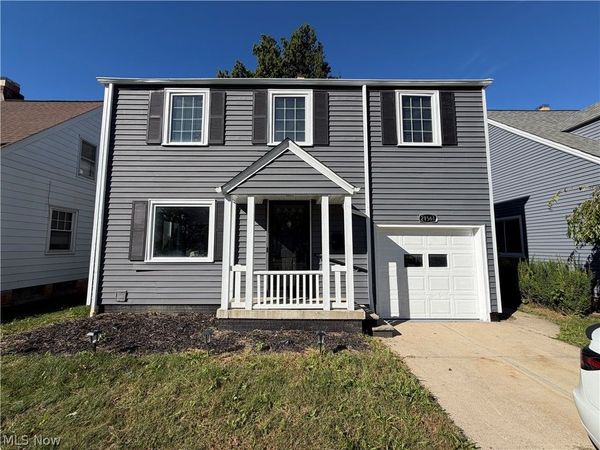 21561 Maydale Avenue , Euclid, OH 44123