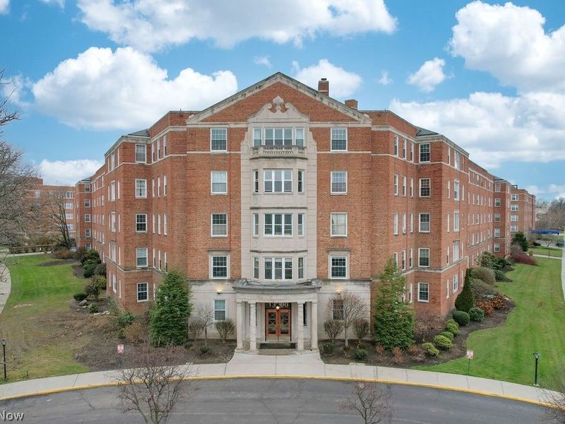 13800 Fairhill Road, Unit 314, Shaker Heights, OH 44120 Photo 1