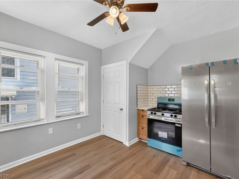 9519 Baltic Road, Cleveland, OH 44102 Photo 13