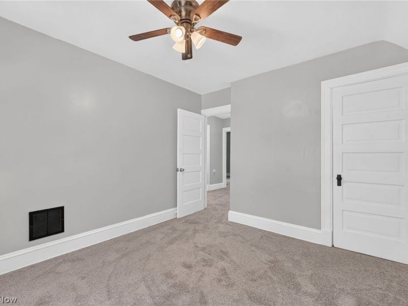 9519 Baltic Road, Cleveland, OH 44102 Photo 19
