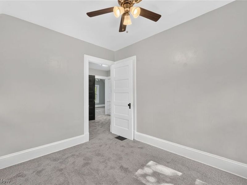 9519 Baltic Road, Cleveland, OH 44102 Photo 21