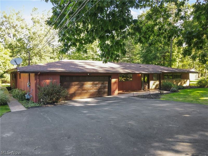 12940 W Linden Lane, Parma, OH 44130 Photo 2