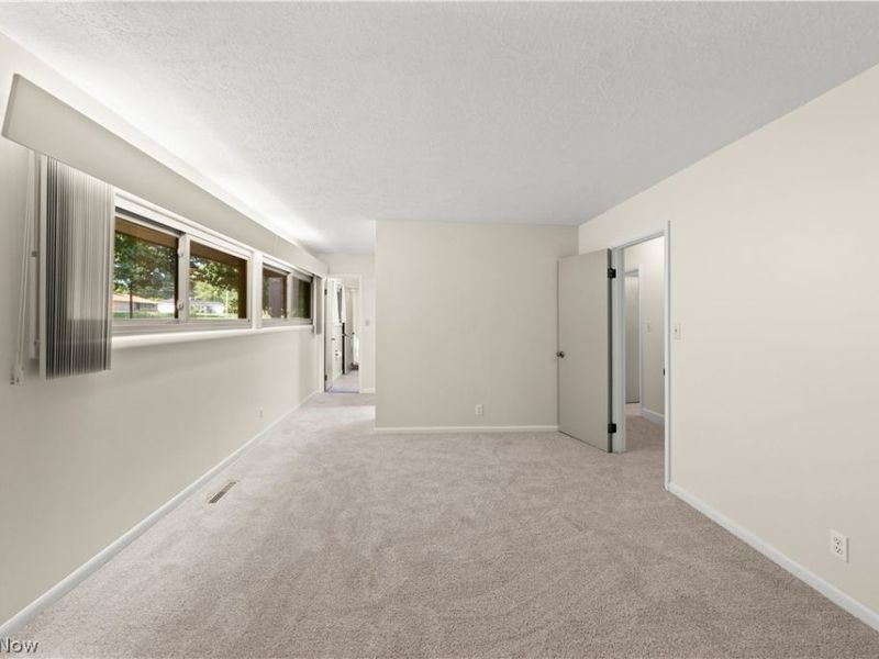 12940 W Linden Lane, Parma, OH 44130 Photo 37