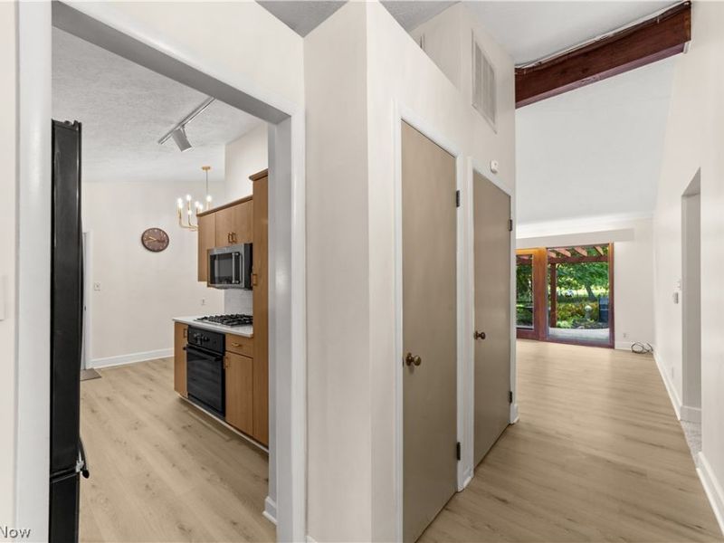 12940 W Linden Lane, Parma, OH 44130 Photo 5